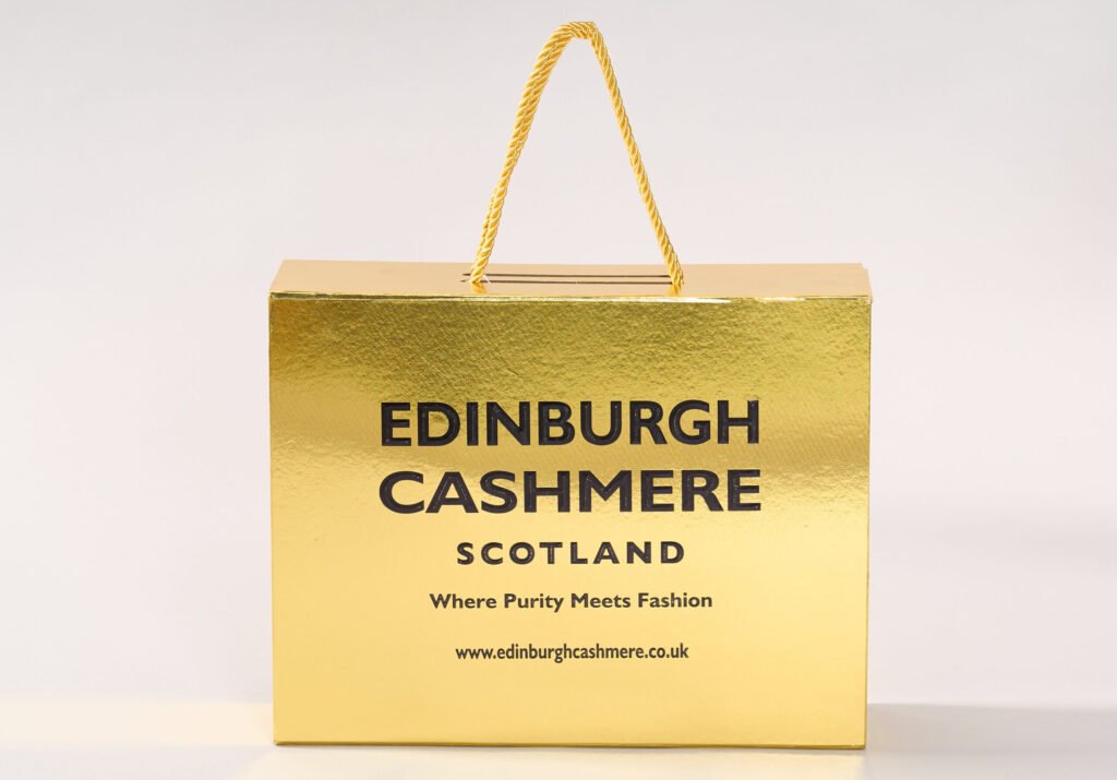 A reviewer actively recommending Edinburgh Cashmere to other